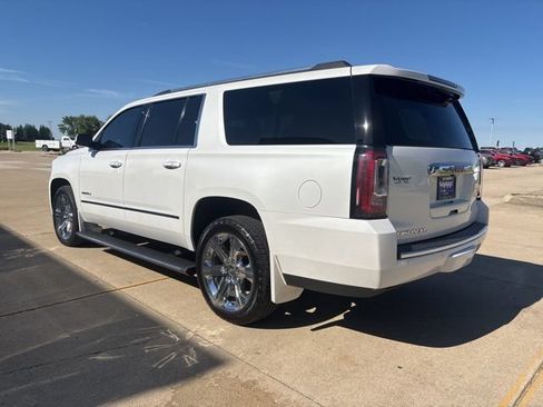 Used 2019 GMC Yukon XL Denali w/ Denali Ultimate Package AWD/4WD image 6