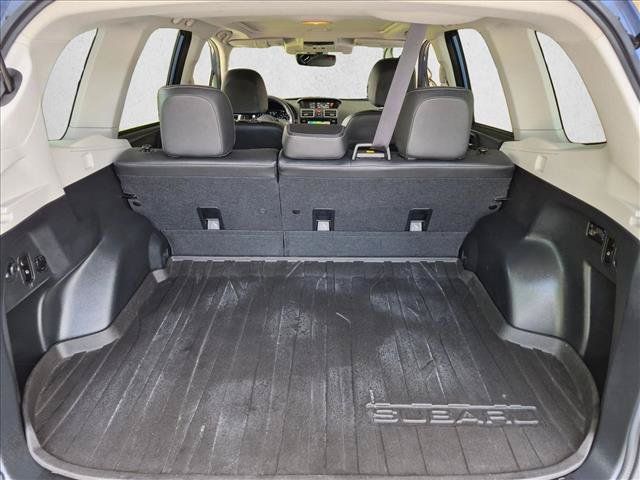 Used 2017 Subaru Forester 2.5i Touring AWD/4WD image 6
