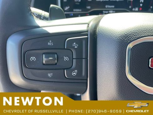 Used 2024 GMC Sierra 1500 AT4 w/ Technology Package AWD/4WD image 14