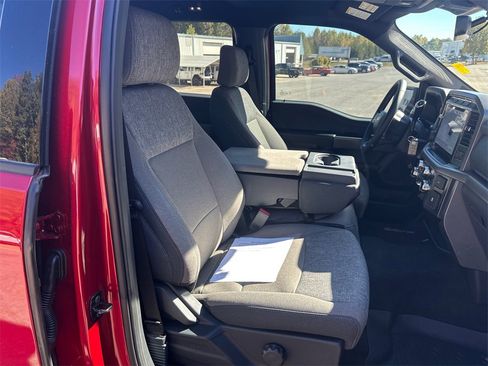 Certified 2024 Ford F150 XLT w/ FX4 Off-Road Package image 13