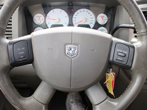 Used 2007 Dodge Ram 3500 Truck SLT image 21