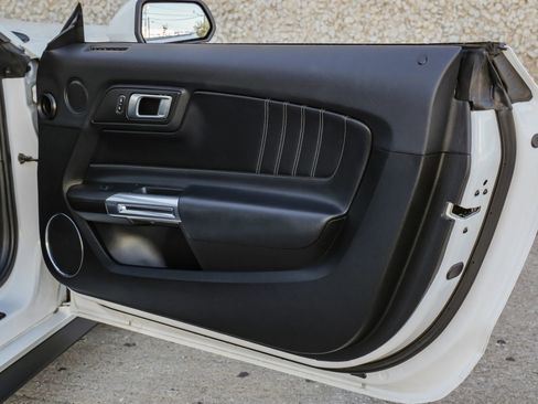 Used 2022 Ford Mustang Premium image 36