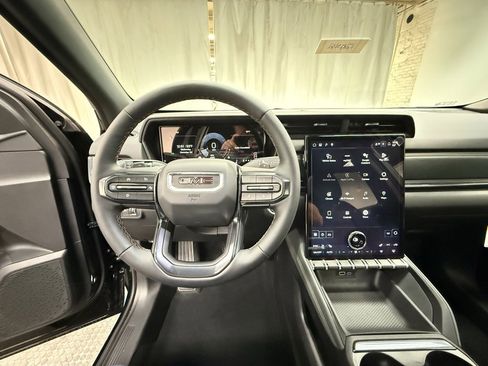 New 2026 GMC Terrain AT4 w/ LPO, Black Badging Package image 27