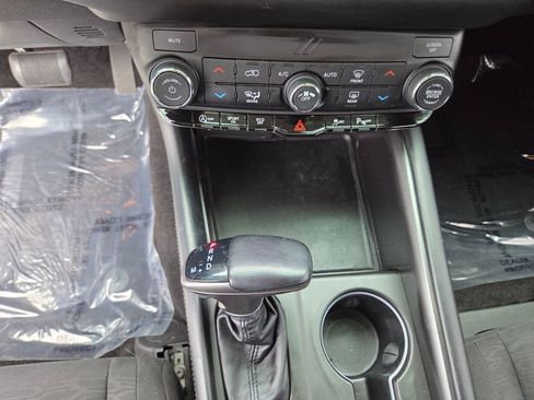 Used 2021 Dodge Durango SXT RWD image 32