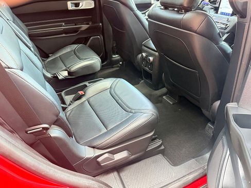 Used 2020 Ford Explorer ST w/ ST Street Pack AWD/4WD image 38