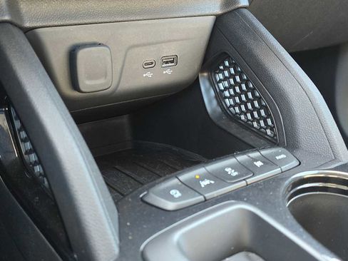 Used 2026 Chevrolet TrailBlazer LS w/ LS Convenience Package AWD/4WD image 34