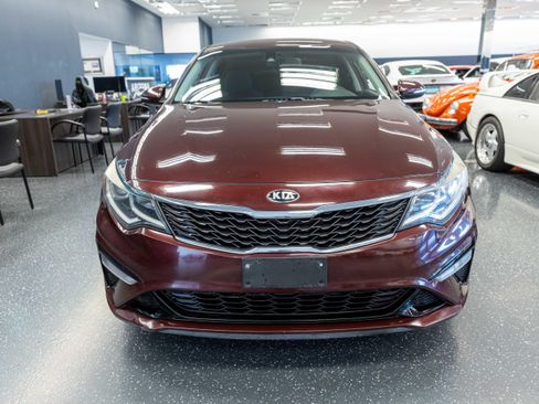 Used 2019 Kia Optima LX FWD image 2
