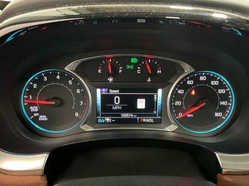 Used 2018 Chevrolet Traverse High Country AWD/4WD image 21
