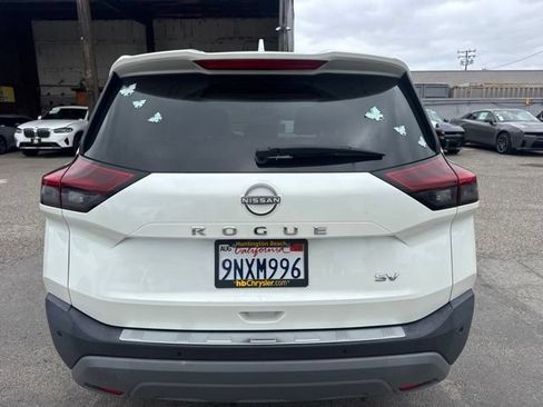 Used 2023 Nissan Rogue SV w/ SV Premium Package FWD image 6