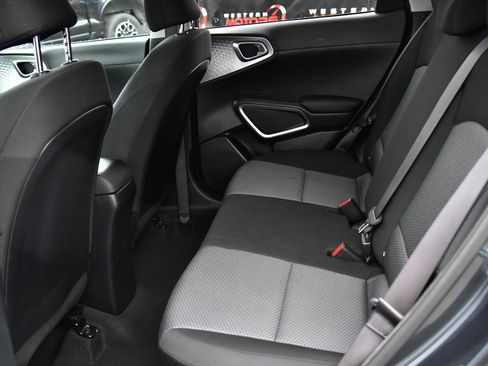 Used 2024 Kia Soul LX w/ Option Group 015 image 30