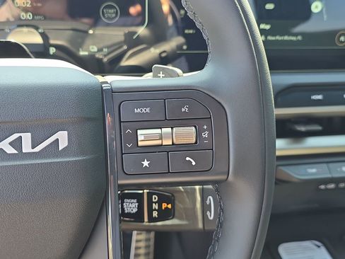 New 2027 Kia Telluride LX FWD image 32