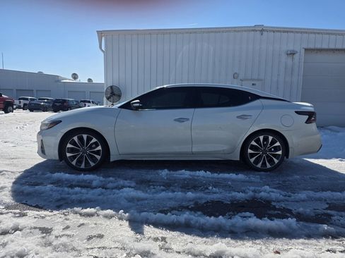 Used 2023 Nissan Maxima Platinum w/ Sport Mat Group image 4