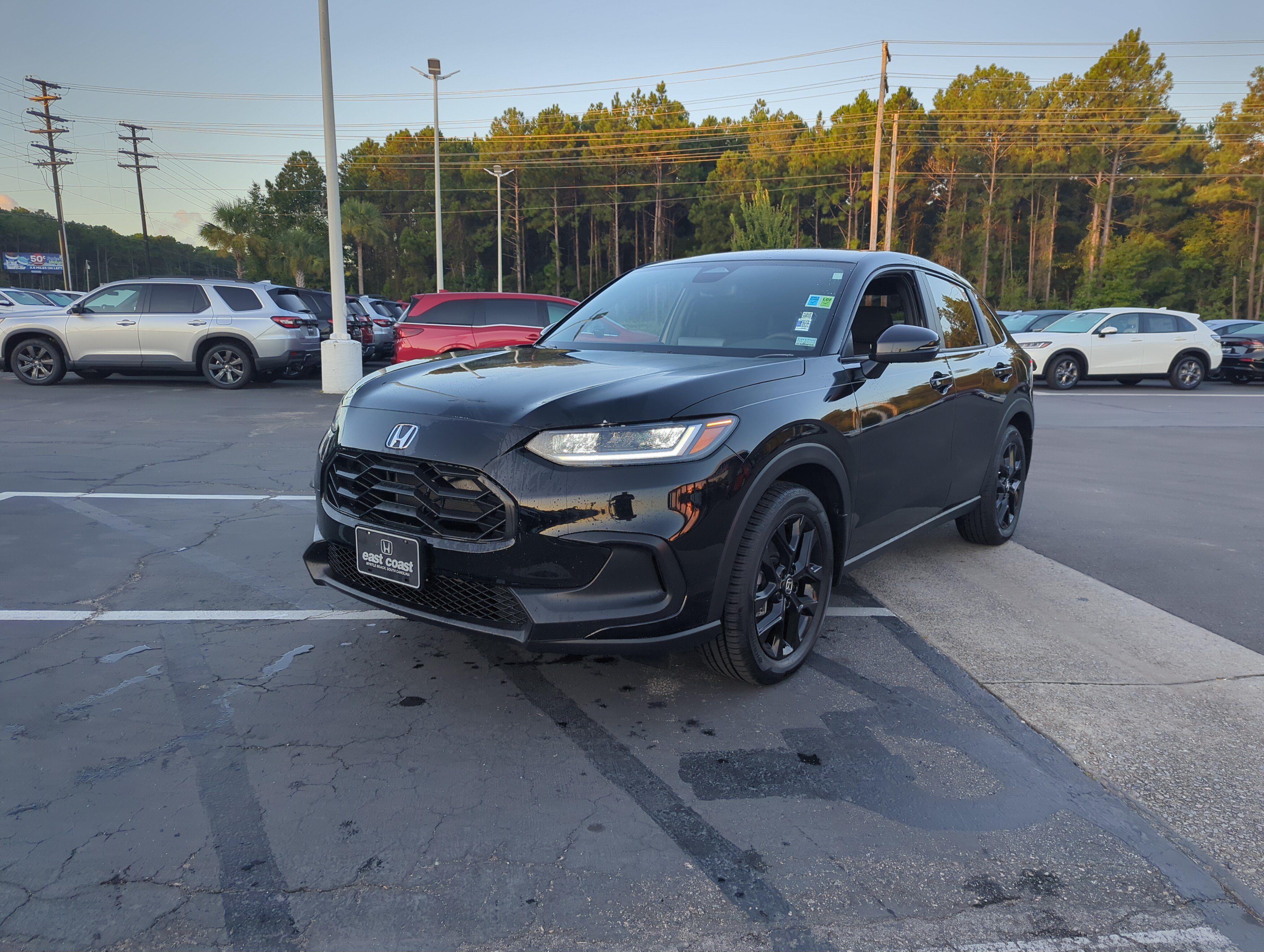 Certified 2025 Honda HR-V Sport image 1