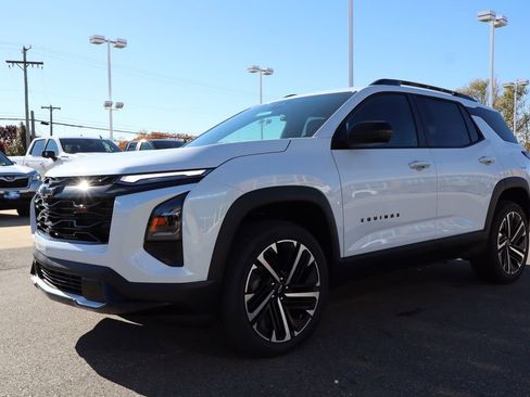 New 2026 Chevrolet Equinox RS w/ Convenience Package III image 6