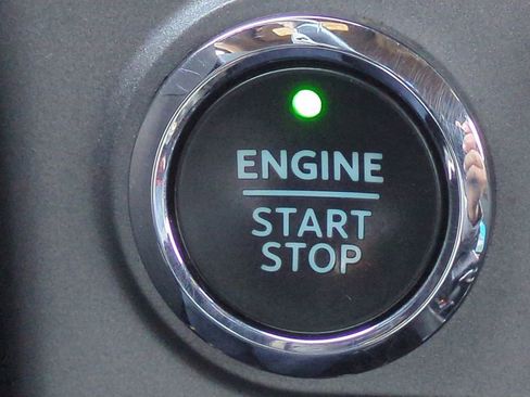 Used 2022 Ford F150 Raptor w/ Convenience Package image 30