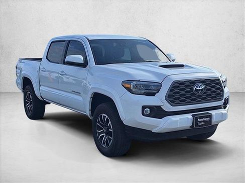 Used 2023 Toyota Tacoma TRD Sport RWD image 3