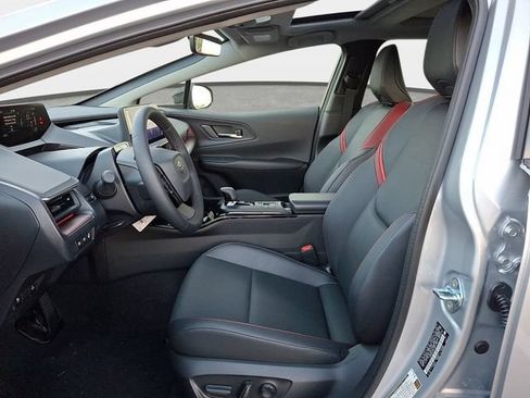 New 2026 Toyota Prius Plug-In Hybrid FWD image 8