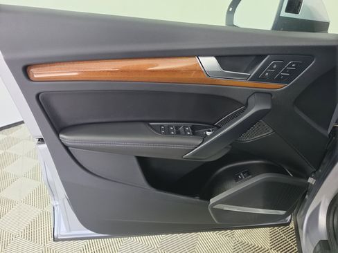 Certified 2023 Audi Q5 2.0T Premium Plus w/ Premium Plus Package AWD/4WD image 18