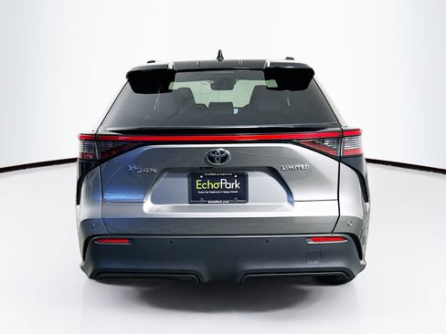 Used 2023 Toyota bZ4X Limited image 7