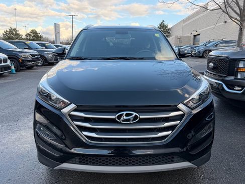 Used 2017 Hyundai Tucson Sport image 8