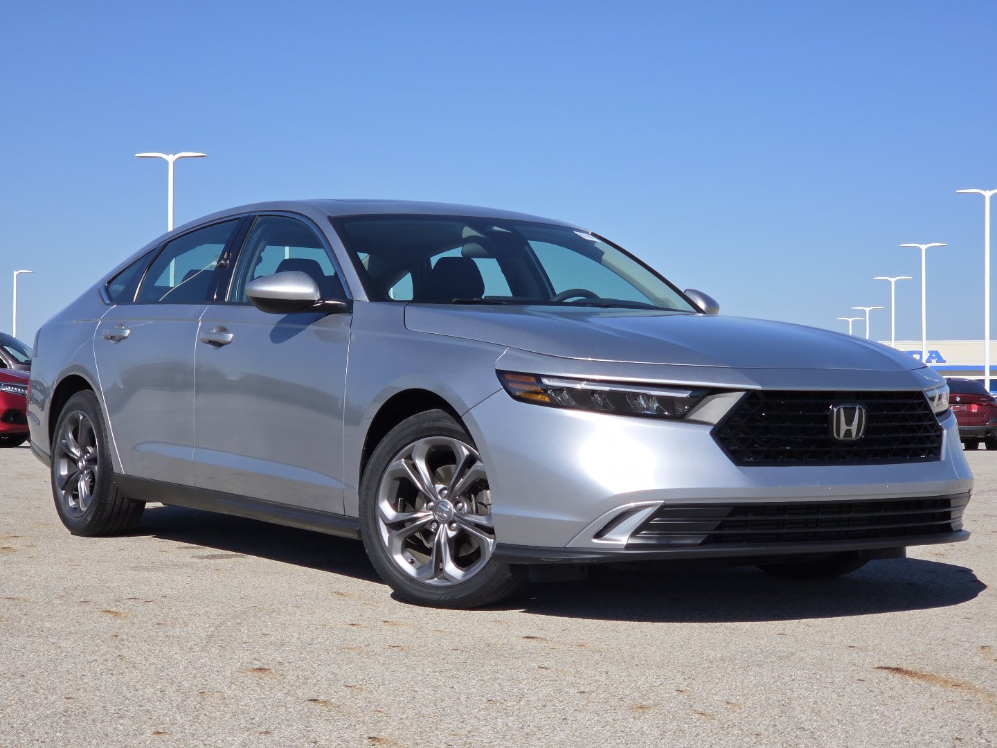 Used 2024 Honda Accord EX image 2