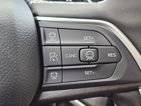 New 2026 Jeep Grand Cherokee L Limited AWD/4WD image 14