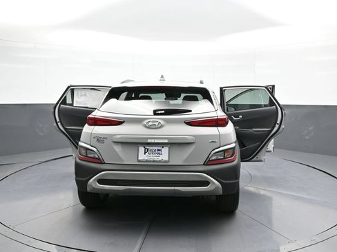 Certified 2022 Hyundai Kona SEL w/ Convenience Package AWD/4WD image 48