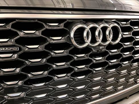 Used 2021 Audi Q5 2.0T Premium Plus w/ Premium Plus Package image 29