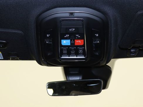 New 2026 Jeep Grand Cherokee Limited AWD/4WD image 25