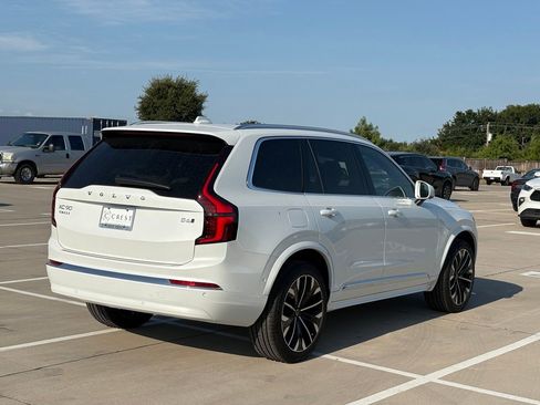 New 2026 Volvo XC90 B6 Plus w/ Protection Package Premier image 6
