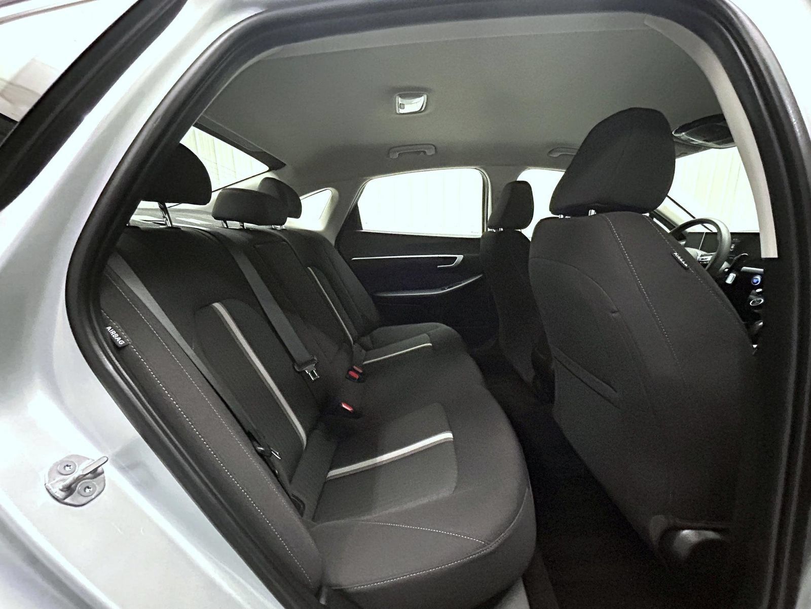 Used 2025 Hyundai Sonata SEL FWD image 18