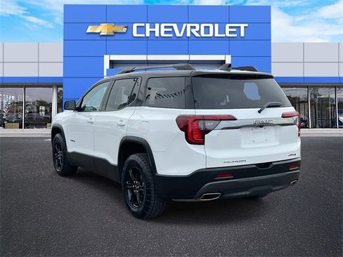 Certified 2023 GMC Acadia AT4 image 5