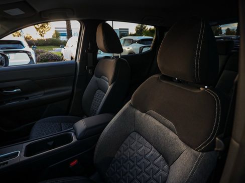 New 2026 Nissan Kicks SV image 15