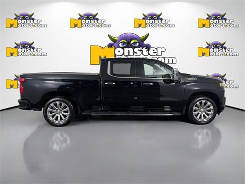 Used 2021 Chevrolet Silverado 1500 High Country w/ Technology Package image 4