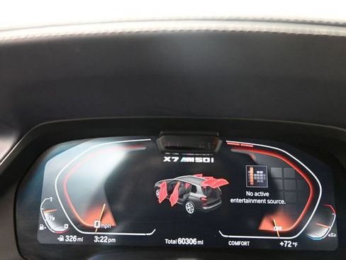 Used 2021 BMW X7 M50i w/ Dynamic Handling Package AWD/4WD image 12