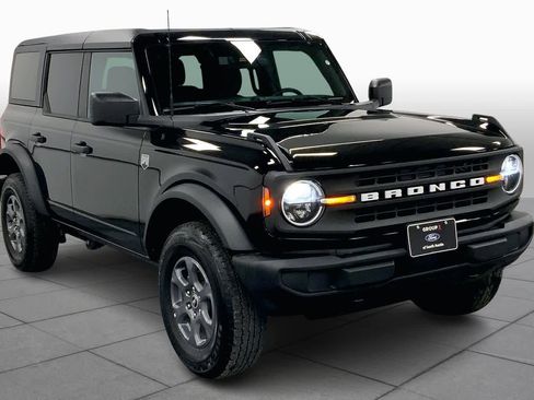 Used 2025 Ford Bronco Big Bend image 2