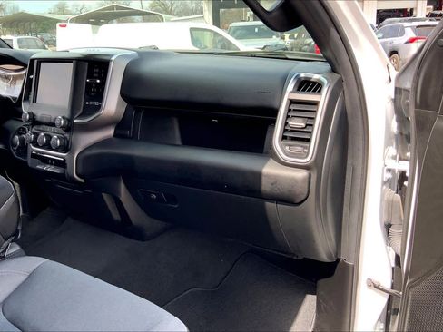 Used 2024 RAM 1500 Lone Star image 17