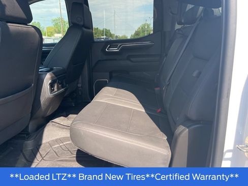 Used 2023 Chevrolet Silverado 1500 LTZ AWD/4WD image 32