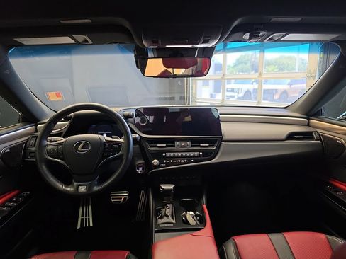 Used 2023 Lexus ES 350 F Sport w/ Accessory Package (Z2) FWD image 18