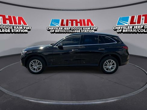 Used 2023 Mercedes-Benz GLC 300 4MATIC image 5
