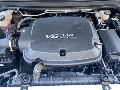 Used 2021 Chevrolet Colorado Z71 RWD image 11