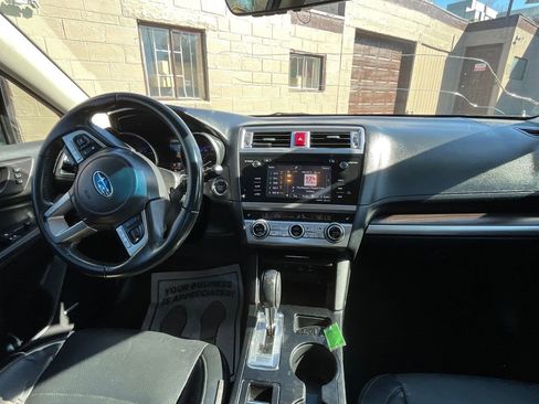 Used 2017 Subaru Legacy 2.5i Limited AWD/4WD image 9