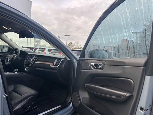 Certified 2023 Volvo XC60 B5 Plus w/ Climate Package image 10