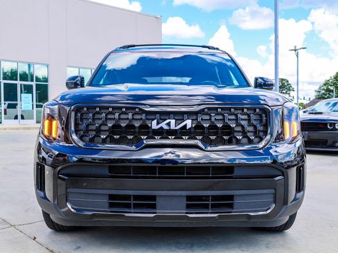 Used 2024 Kia Telluride EX X-Line AWD/4WD image 3