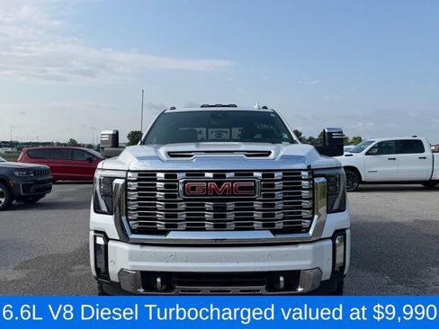 Used 2025 GMC Sierra 2500 Denali w/ Denali Reserve Package AWD/4WD image 2