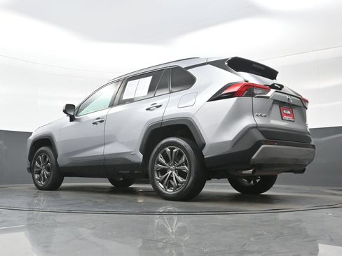 Used 2023 Toyota RAV4 Limited AWD/4WD image 31