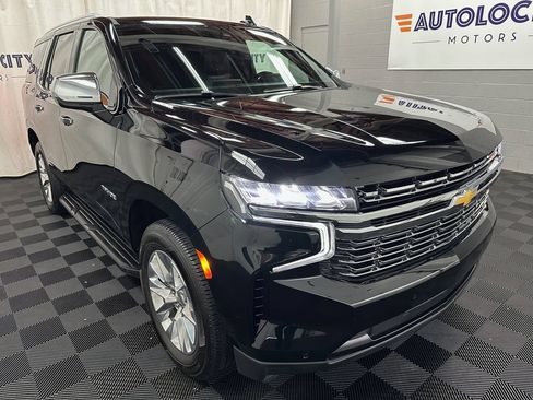 Used 2023 Chevrolet Tahoe Premier AWD/4WD image 3