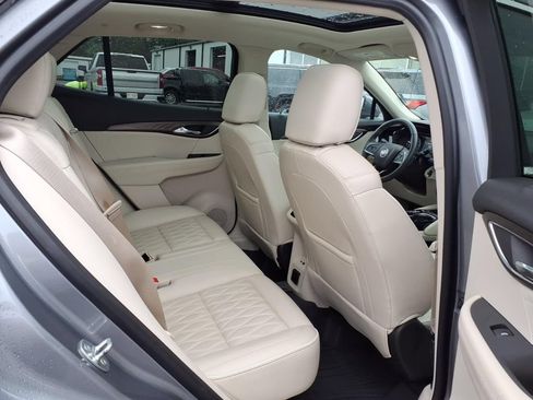 Used 2021 Buick Envision Avenir w/ Technology Package II FWD image 13