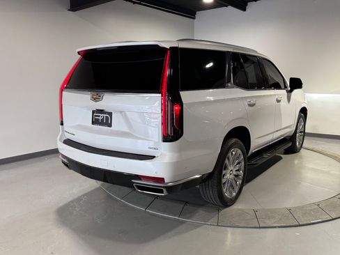Used 2023 Cadillac Escalade Premium Luxury AWD/4WD image 9