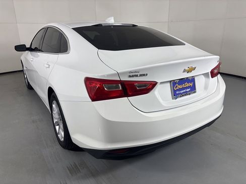 Used 2023 Chevrolet Malibu LT FWD image 7